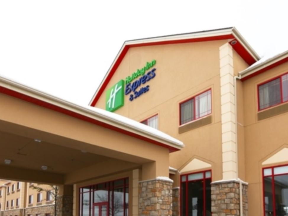 Holiday Inn Express & Suites - Olathe North, An Ihg Hotel Exterior foto
